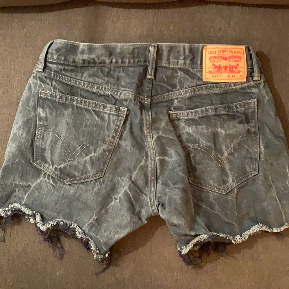 Black Levi Jean shorts 😍